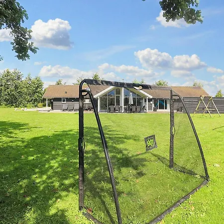 Ferienhaus 14 Person In Idestrup