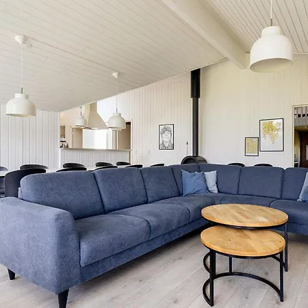 Vakantiehuis 14 Person In Idestrup *